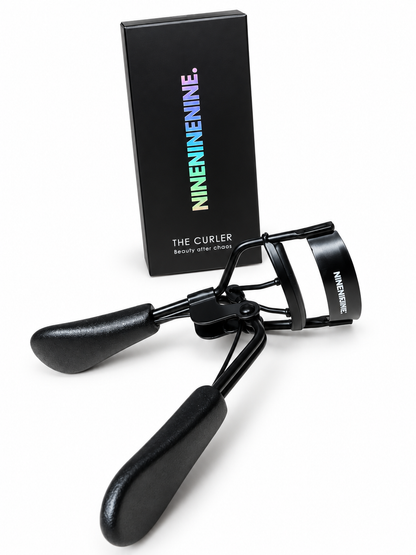 THE LASH CURLER
